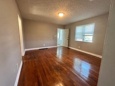 /international/us/233-n-james-road-columbus-oh-110108252055/