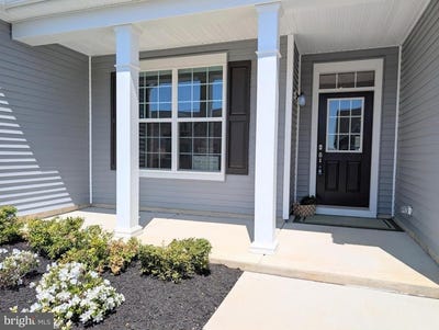 /international/us/19-prestwick-lane-williamstown-nj-110107407225/
