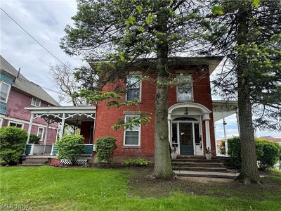 /international/us/428-west-avenue-elyria-oh-110120514269/