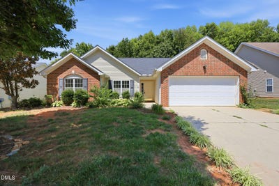 /international/us/514-walnut-crossing-drive-whitsett-nc-110109214048/