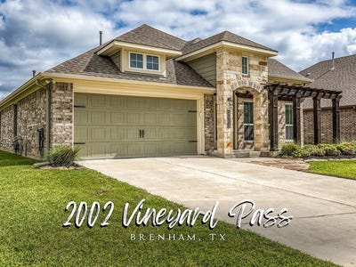 /international/us/2002-vineyard-pass-brenham-tx-110107638826/