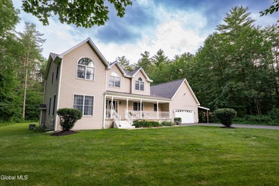 /international/us/228-reynolds-road-moreau-ny-110099123326/?lang=en