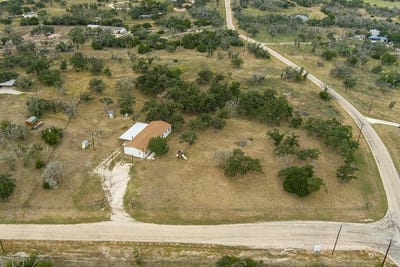/international/us/36-crossing-dr-harper-tx-110102578862/