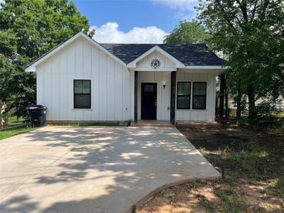 /international/us/605-w-martin-luther-king-street-denison-tx-110107952224/