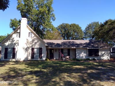 /international/us/315-n-macarthur-circle-indianola-ms-110102801977/
