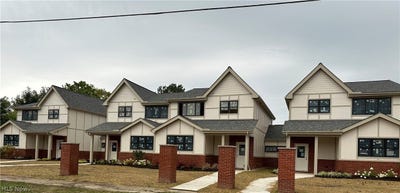 /international/us/3142-e-135-cleveland-oh-110105384273/