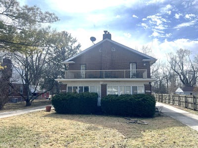 /international/us/1637-lawrence-avenue-indianapolis-in-110107082138/