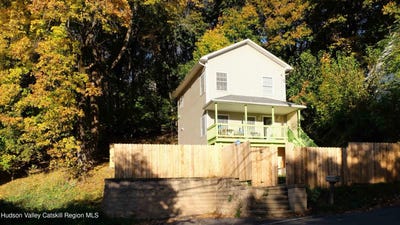 /international/us/61-hudson-street-kingston-ny-110108012251/