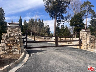 /international/us/196-mill-pond-rd-lake-arrowhead-ca-110105363727/