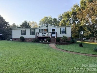 /international/us/5241-golden-pond-drive-york-sc-110119993908/