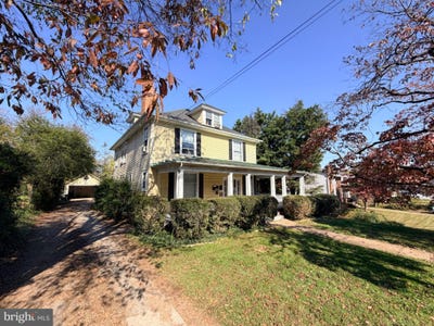 /international/us/806-e-piedmont-street-culpeper-va-110120827331/