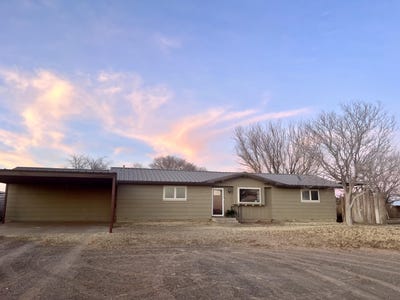 /international/us/2031-county-road-1018-muleshoe-tx-110108359251/