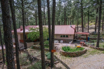 /international/us/2-4-6-el-paraiso-and-11-st-joseph-s-drive-montezuma-nm-110099800791/?lang=zh-tw