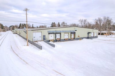 /international/us/410-douglas-st-wi-110105357535/