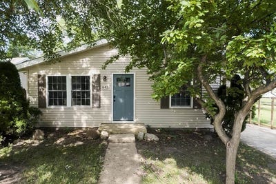 /international/us/842-n-walnut-street-monticello-il-110101407812/?lang=zh-tw
