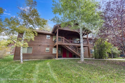 /international/us/250-homestead-road-victor-id-110120558696/