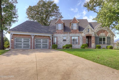 /international/us/808-copper-oaks-drive-carl-junction-mo-110120563113/