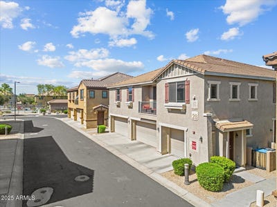 /international/us/1441-n-80th-lane-phoenix-az-110100451435/