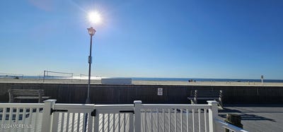 /international/us/143-boardwalk-point-pleasant-beach-nj-110109759211/