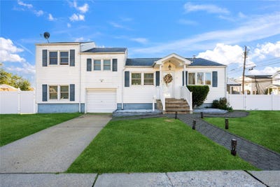 /international/us/131-s-5th-street-bethpage-ny-110109767630/