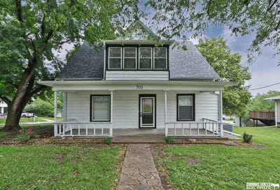 /international/us/703-thorne-street-syracuse-ne-110108568954/