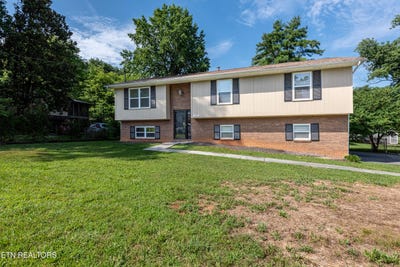 /international/us/2423-southview-drive-maryville-tn-110100970505/