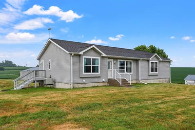 /international/us/1365-county-h-road-cuba-city-wi-110109467540/