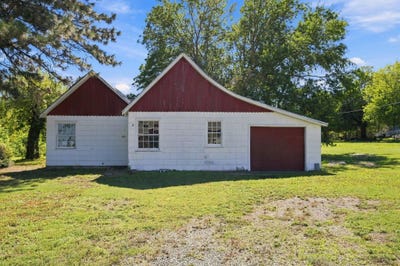 /international/us/506-w-11th-wellington-ks-110120421646/