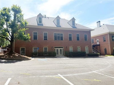 /international/us/7390-mcginnis-ferry-road-suwanee-ga-110108033721/