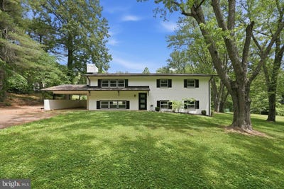 /international/us/5388-dumfries-road-warrenton-va-110109111645/