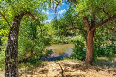 /international/us/10800-e-clover-lane-cornville-az-110107161813/