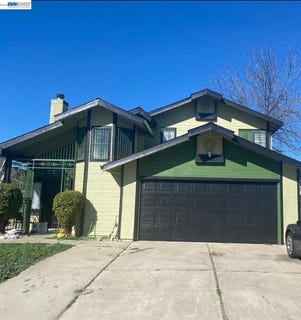 /international/us/2113-pyrenees-ave-stockton-ca-110107782402/