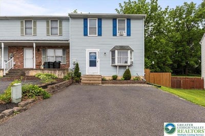 /international/us/2233-fox-run-wilson-boro-pa-110100456969/