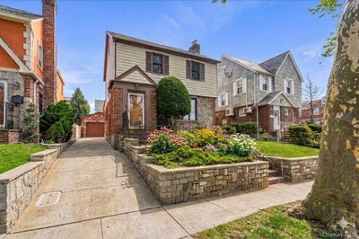 /international/us/1427-145th-place-whitestone-ny-110106756230/