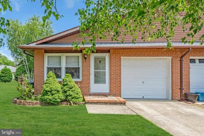 /international/us/65-sycamore-road-manahawkin-nj-110100192136/