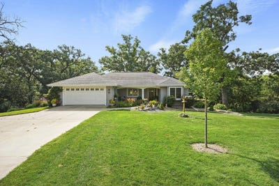/international/us/4658-penny-lane-dodgeville-wi-110101393869/