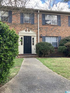 /international/us/2038-montreat-circle-vestavia-hills-al-110106624182/
