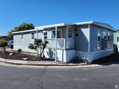 /international/us/4217-w-3450-s-west-valley-city-ut-110105974741/