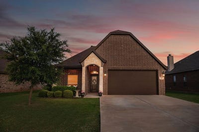 /international/us/544-clearwater-place-granbury-tx-110101265964/?lang=zh-tw