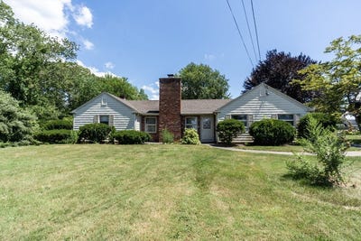 /international/us/195-barney-ave-rehoboth-ma-110101141055/