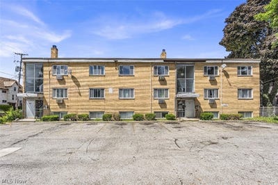 /international/us/1415-wyandotte-avenue-lakewood-oh-110108542360/