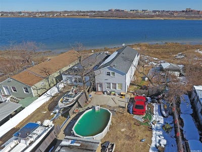 /international/us/538-beach-43rd-street-far-rockaway-ny-110096106346/