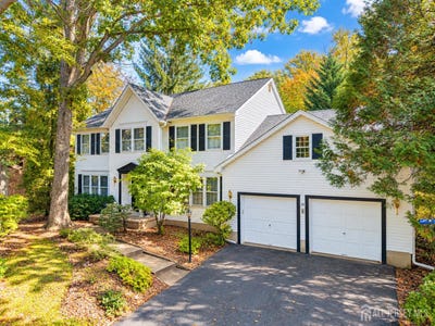 /international/us/15-cherokee-road-east-brunswick-nj-110120449817/