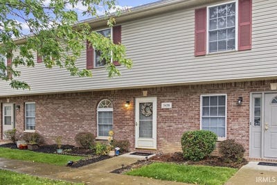 /international/us/3438-s-oaklawn-circle-bloomington-in-110120624398/