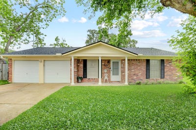 /international/us/8026-leigh-rd-hitchcock-tx-110120483815/