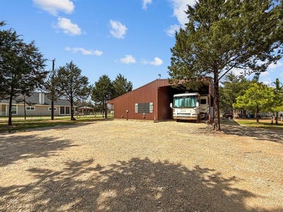 /international/us/1477-cedar-mills-road-gordonville-tx-110098425656/