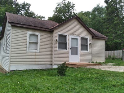 /international/us/5215-w-orchard-drive-mchenry-il-110120026343/