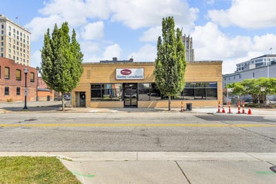 /international/us/132-w-cortland-street-jackson-mi-110105267420/