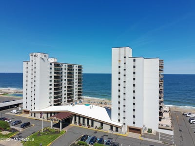 /international/us/45-ocean-avenue-monmouth-beach-nj-110108638234/
