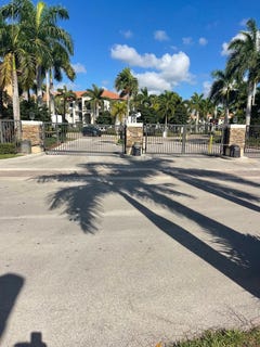 /international/us/5454-nw-27-street-margate-fl-110106475596/